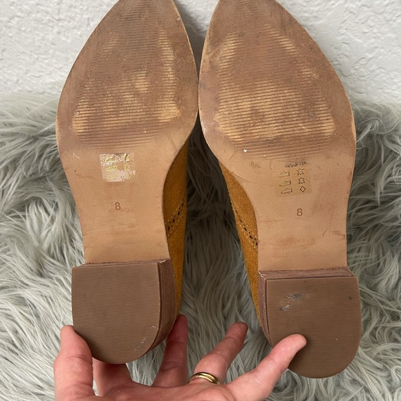 Madewell The Grayson Brogue Chelsea Boot J8292, western cut ankle boot. - Picture 8 of 11